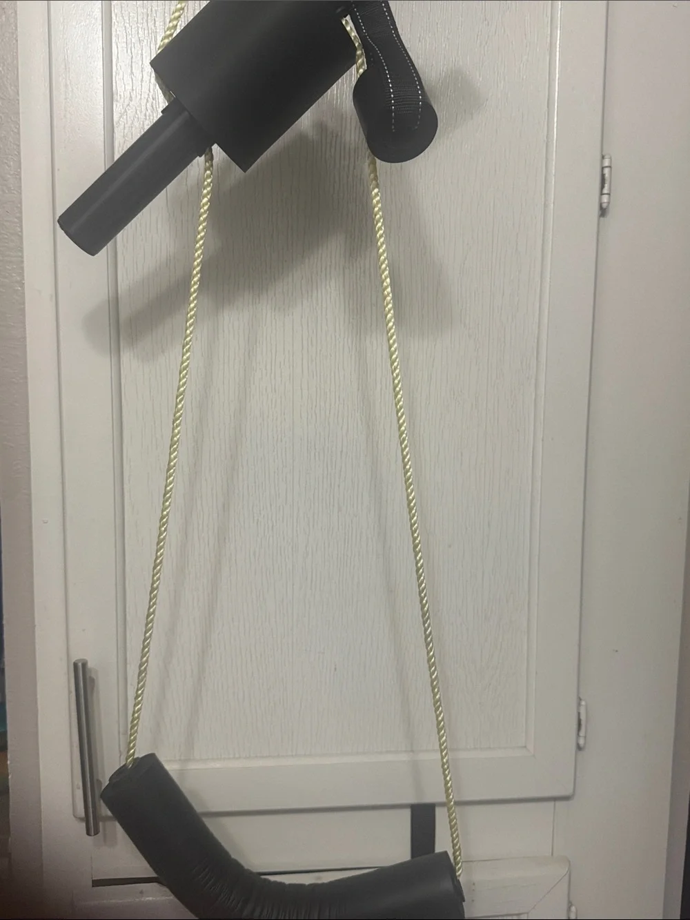 Neck adjuster Black Hanging Wall Accent with Gold Rope - Brand Unknown
